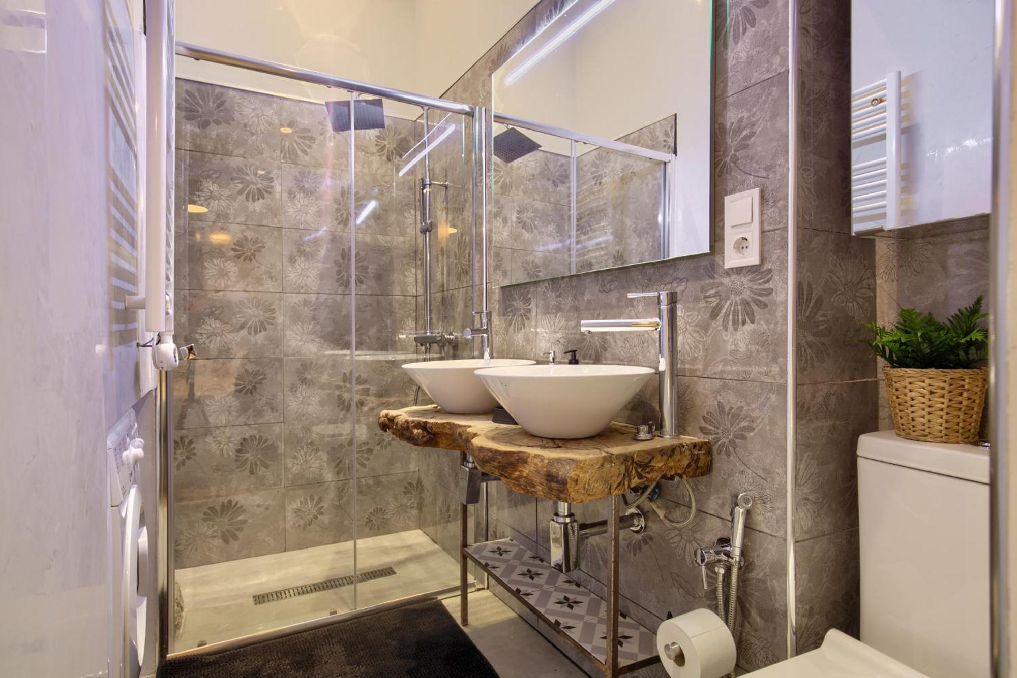 Espectaculares Apartamentos Centro Madrid Luaran gambar